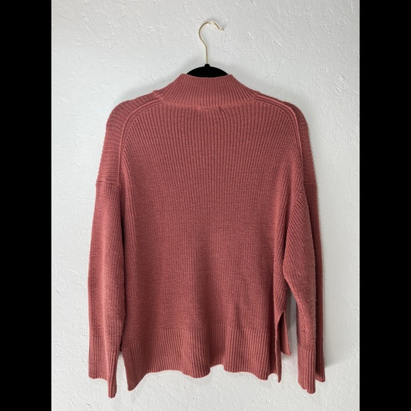 H&M • Pink Sweater - Picture 2 of 9